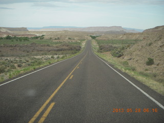 Hanksville to Caineville