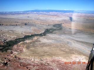 13 89v. aerial - Hanksville to Capitol Reef