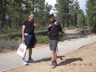 Bryce Canyon hike - Rab and French runner