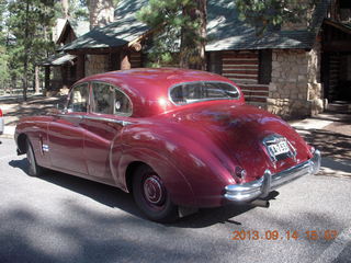 Bryce Canyon Lodge - fancy old Jaguar