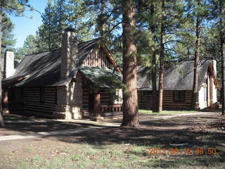 Bryce Canyon Lodge - fancy old Jaguar