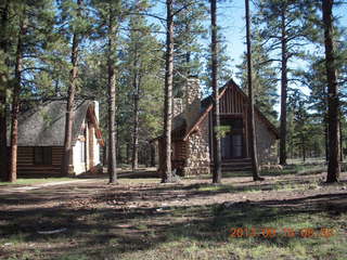 Bryce Canyon Lodge - fancy old Jaguar