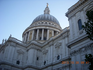 81 8ew. London tour - St. Paul Cathedral
