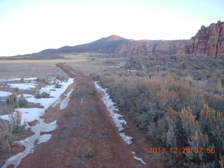 10 8gv. Cave Valley hike