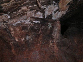 Cave Valley hike - second cave - petroglyphs