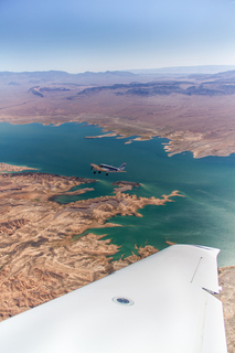 1339 8hn. N8377W in flight over Valley of Fire