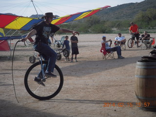 Motown - Arizona Flying Circus - unicyclist