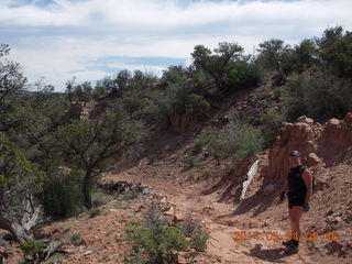 2265 8m4. Canyon de Chelly - Spider Rock hike - Adam