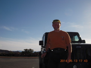 197 8md. Canyonlands National Park - Adam and Jeep