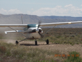 N51SA landing at Sand Wash airstrip