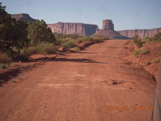 92 8mf. White Rim Road