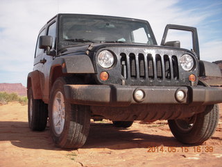 340 8mf. Canyonlands National Park - White Rim Road drive - my Jeep