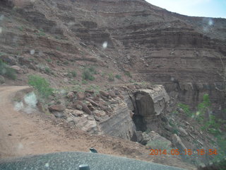 351 8mf. Canyonlands National Park - White Rim Road drive