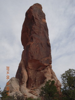 Arches National Park - Devil's Garden hike - Double O Arch from inside