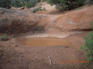 Arches National Park - Devil's Garden hike - Adam on Dark Angel