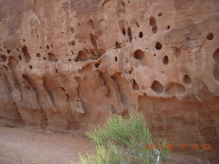 Arches National Park - Devil's Garden hike - Adam in Partition Arch