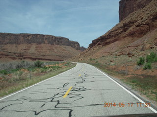 drive to Mack Mesa - Utah highway 128