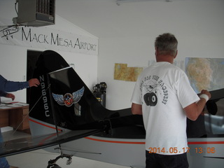 Mack Mesa airport sign