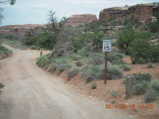 370 8mj. Canyonlands National Park - Needles - Elephant Hill drive