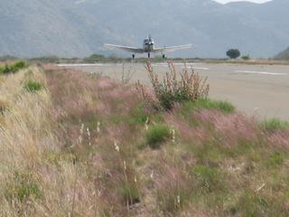 N8377W landing at Bagdad (E51)