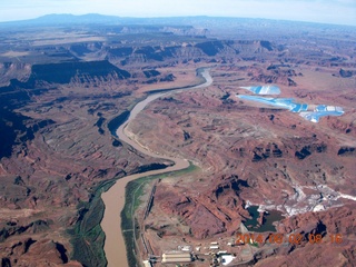 aerial - Colorado River - eastern Utah