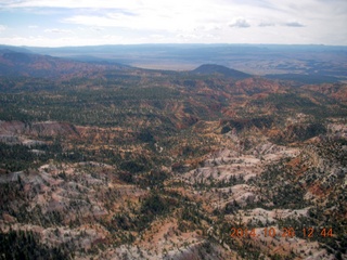 16 8ss. aerial - west of Bryce Canyon