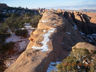 Arches National Park - Devils Garden hike - Adam in Double-O Arch