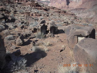 Canyonlands National Park - Lathrop trail hike - cool rocks