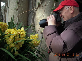 28 8w7. Longwood Gardens - John S taking a picture