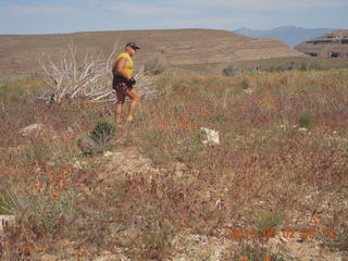 2641 8z2. Adam running at Grand Gulch