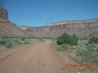 drive Gateway to Beaver Creek Canyon