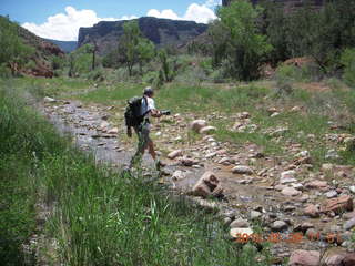 98 8zv. Beaver Creek Canyon hike - Shaun M