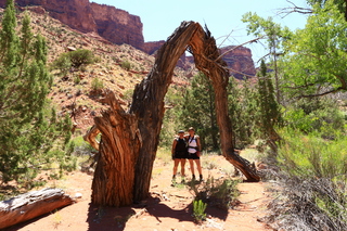 102 8zv. Beaver Creek Canyon hike - Adam and Karen