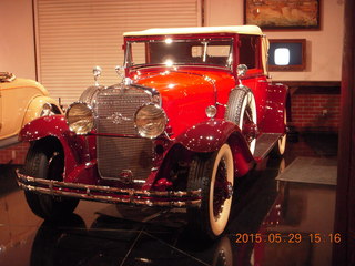 Gateway car museum - 1954 Kalser-Darrin Roadster