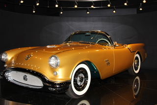 240 8zv. Gateway car museum - Oldsmobile F88 concept car 1954