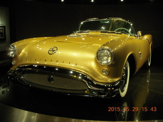 Gateway car museum - Oldsmobile F88 concept car 1954