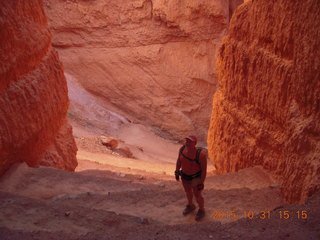 Bryce Canyon - Peek-a-Boo loop + Adam (tripod and timer)