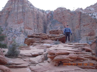 Zion National Park - Canyon Overlook hike - Adam