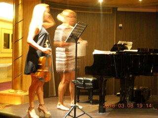 Volendam - Allegro violin and piano duo