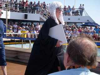 Volendam - King Neptune visit - judge