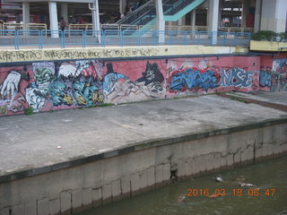 Malaysia, Kuala Lumpur, Geo Hotel run - canal graffiti