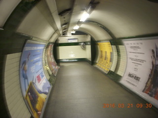 21 99m. London Underground (tube)