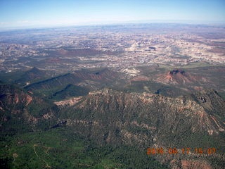 18 9ch. aerial - Utah