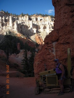 34 9g2. Bryce Canyon - Bryce Point hike - Adam and tractor