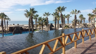 Koltton pictures - aerial - landing at Rocky Point Airport (MMPE)