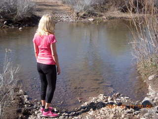 200 9mb. Double Circle (Z66) - Kim at the creek