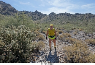 3042 9np. NH2T hike - Squaw Peak - Adam