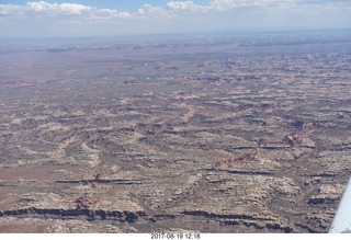 129 9sk. aerial - Canyonlands