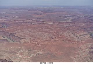 135 9sk. aerial - Canyonlands