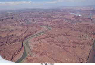 153 9sk. aerial - Canyonlands